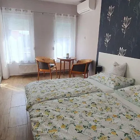 In - Balaton 44880 Apartment