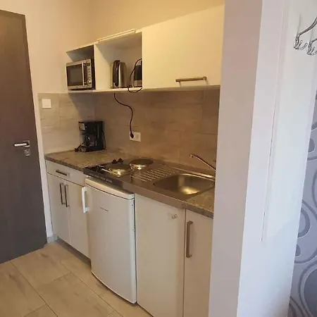 Apartament In - Balaton 44880 *