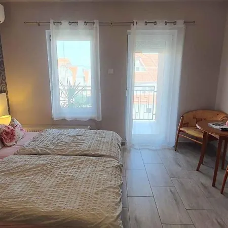 In - Balaton 44880 * Héviz