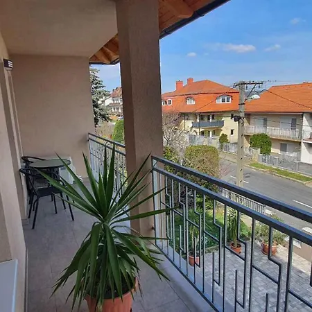 아파트 In - Balaton 44880